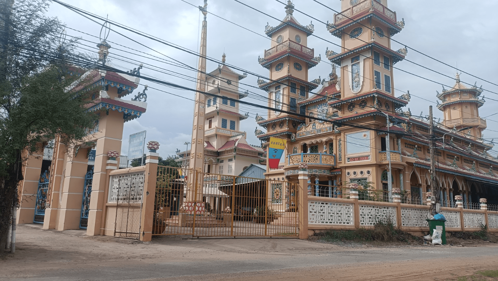 Cho Gao Temple, Tien Giang